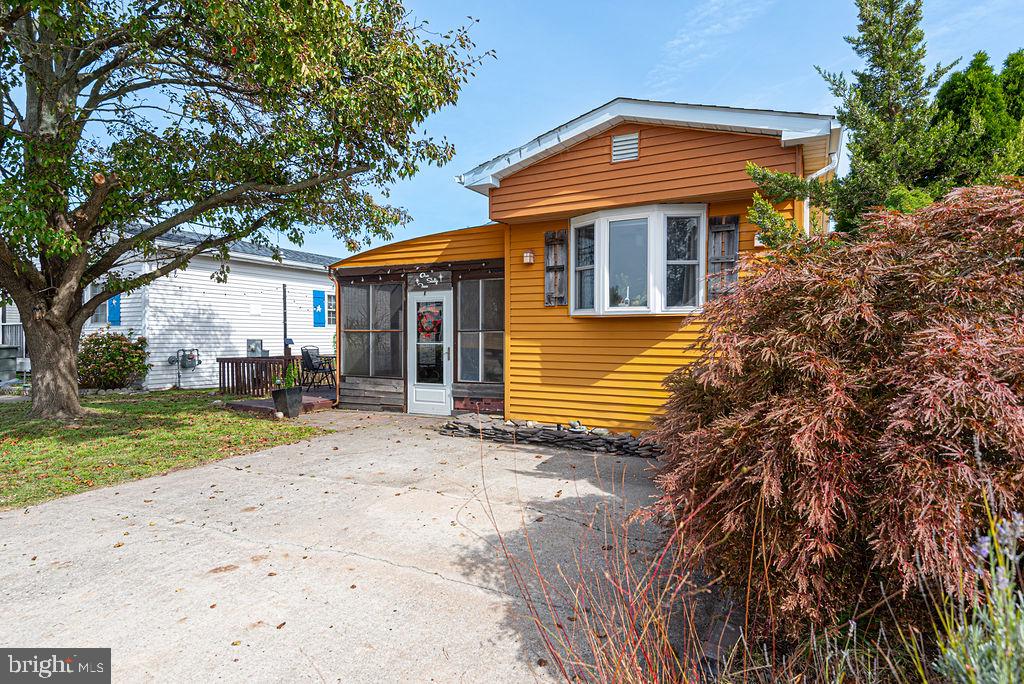 162 SUNSHINE LANE