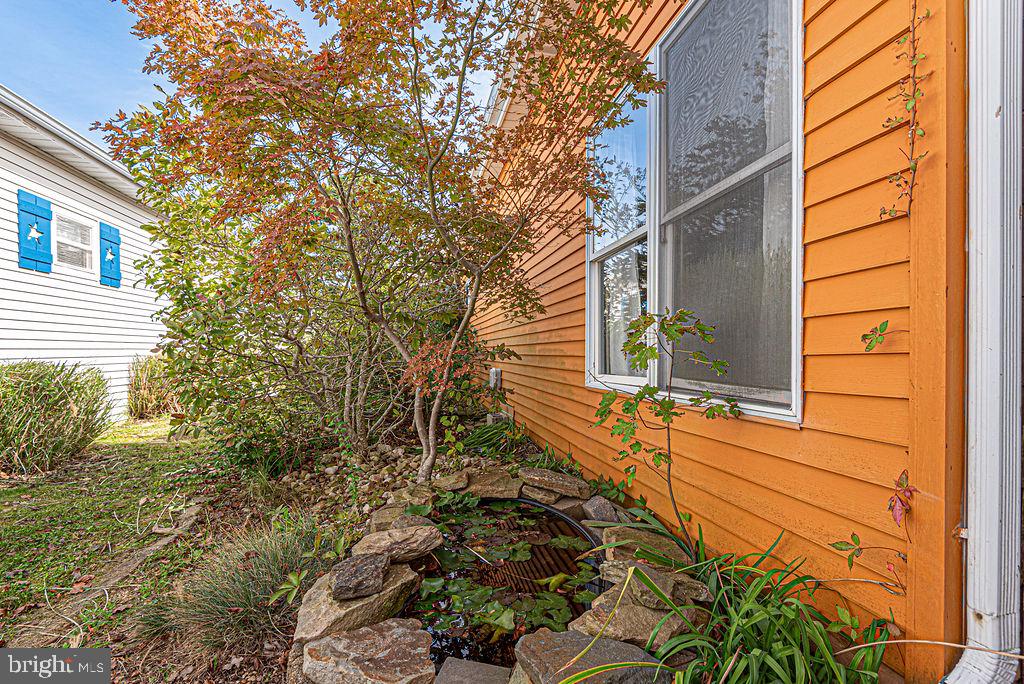 162 SUNSHINE LANE