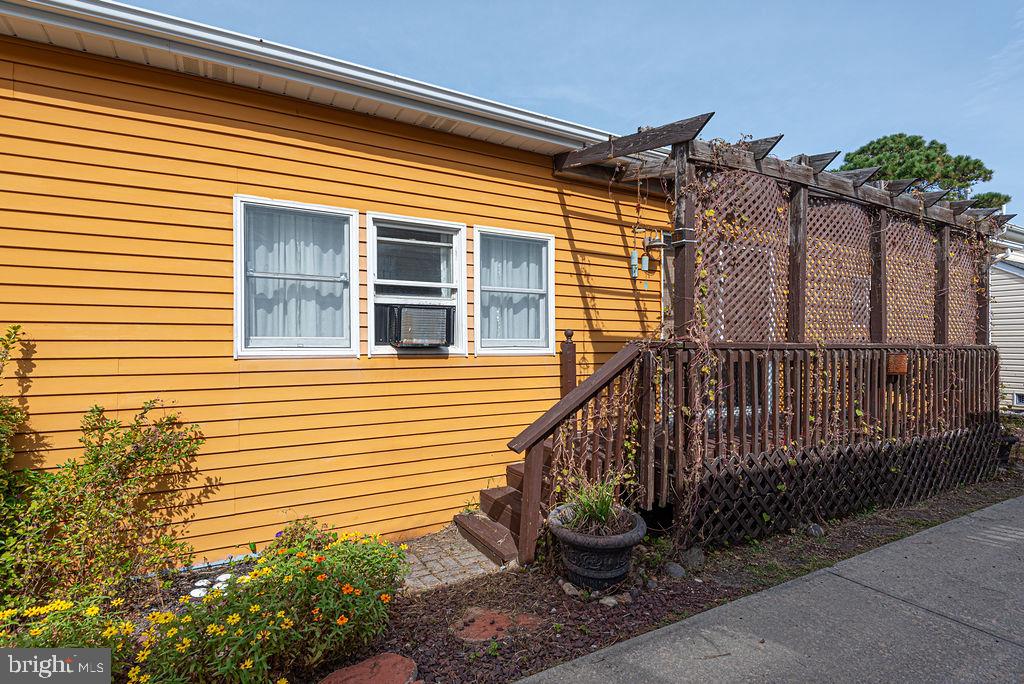 162 SUNSHINE LANE