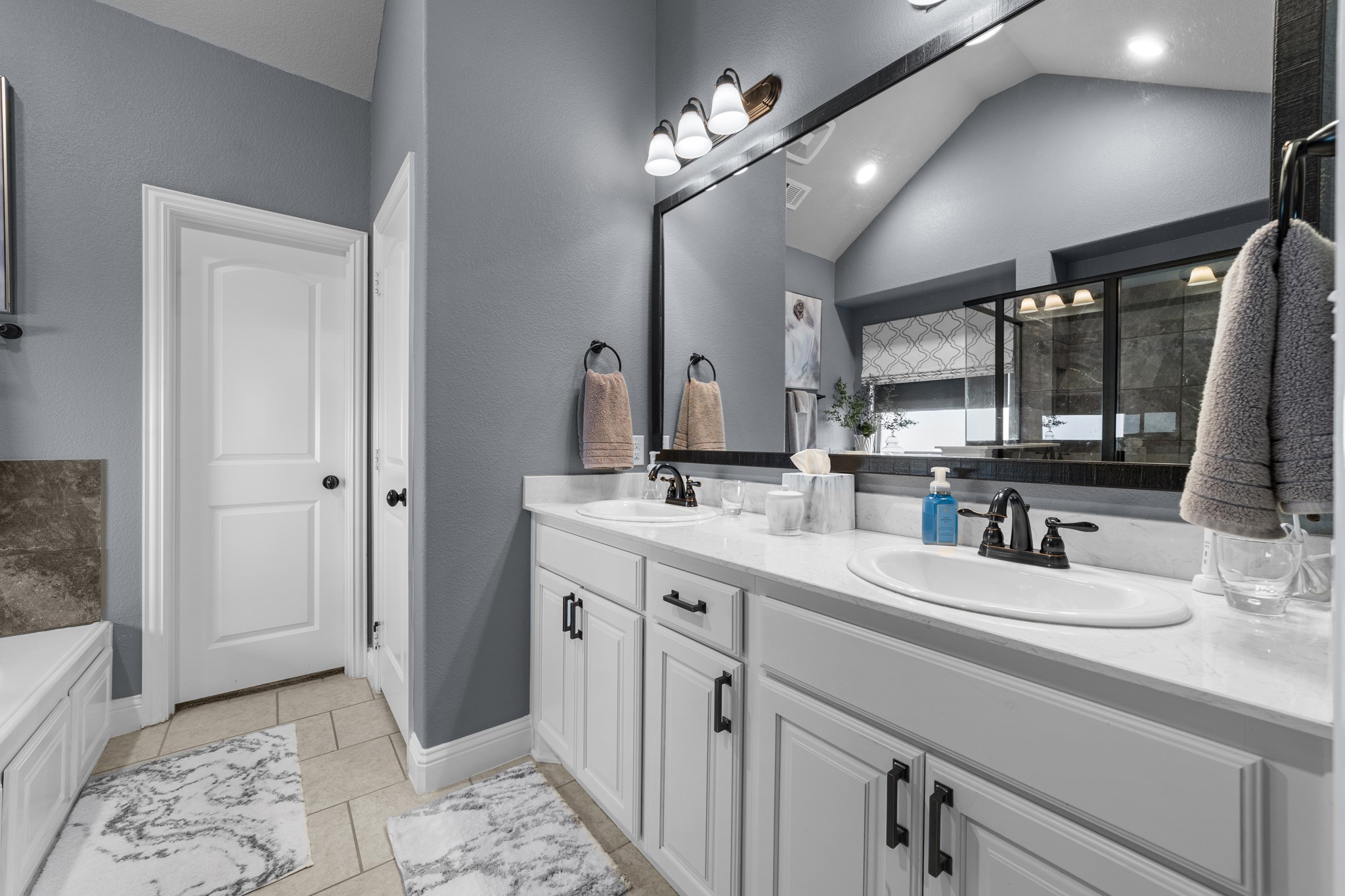 2913 Winchester Avenue