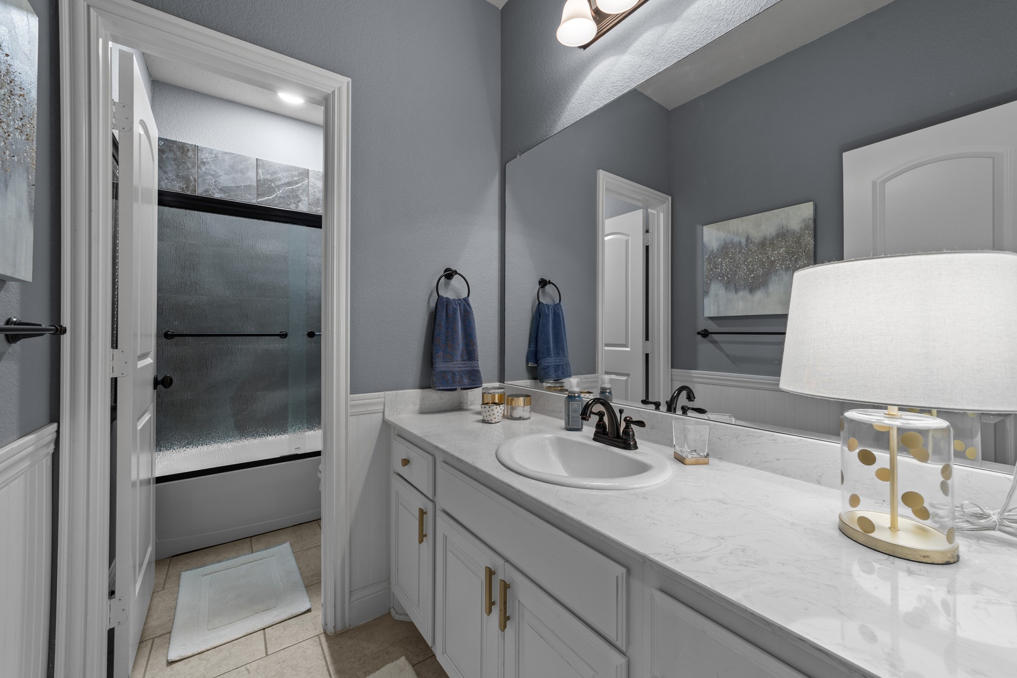 2913 Winchester Avenue