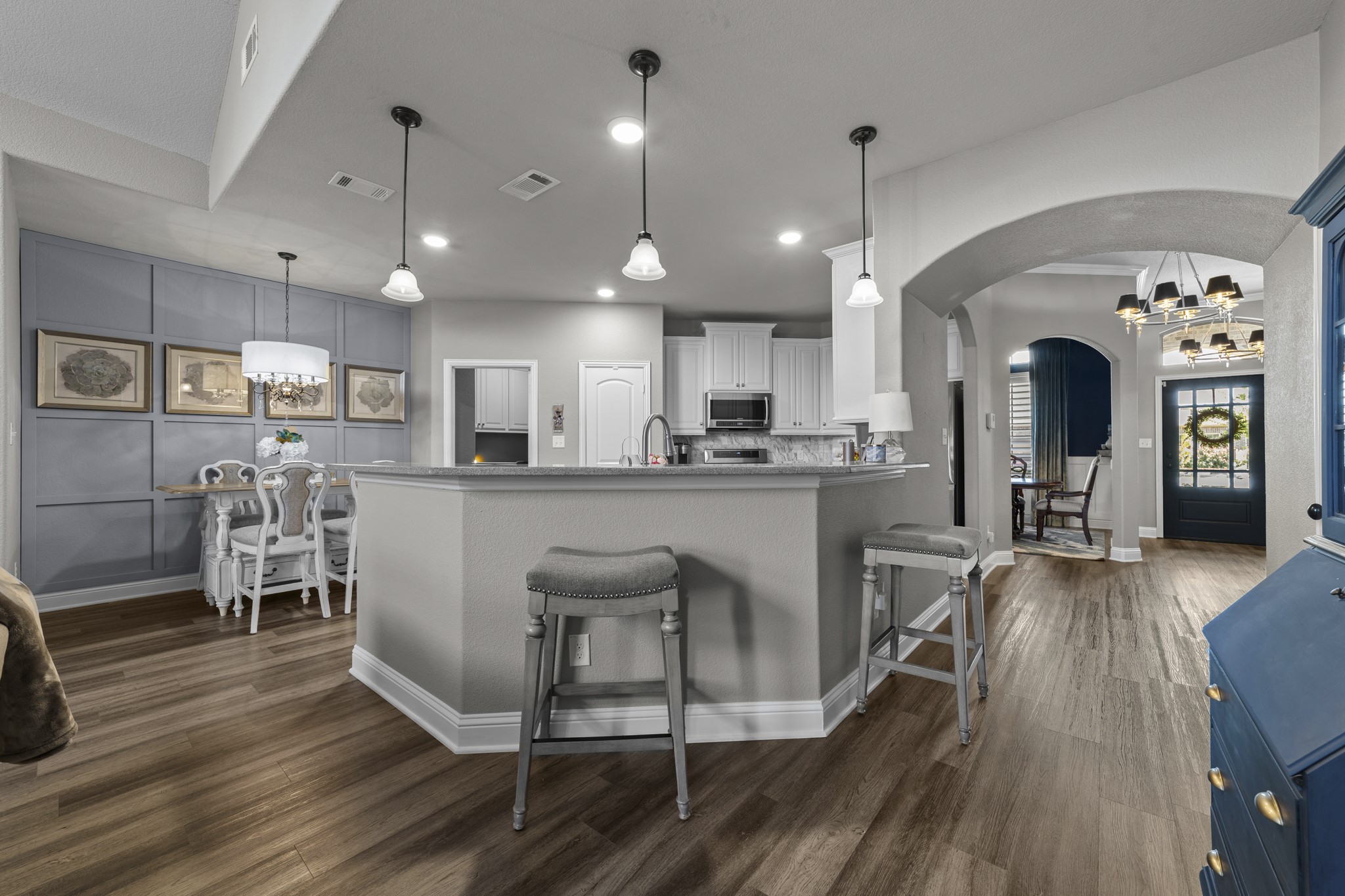 2913 Winchester Avenue