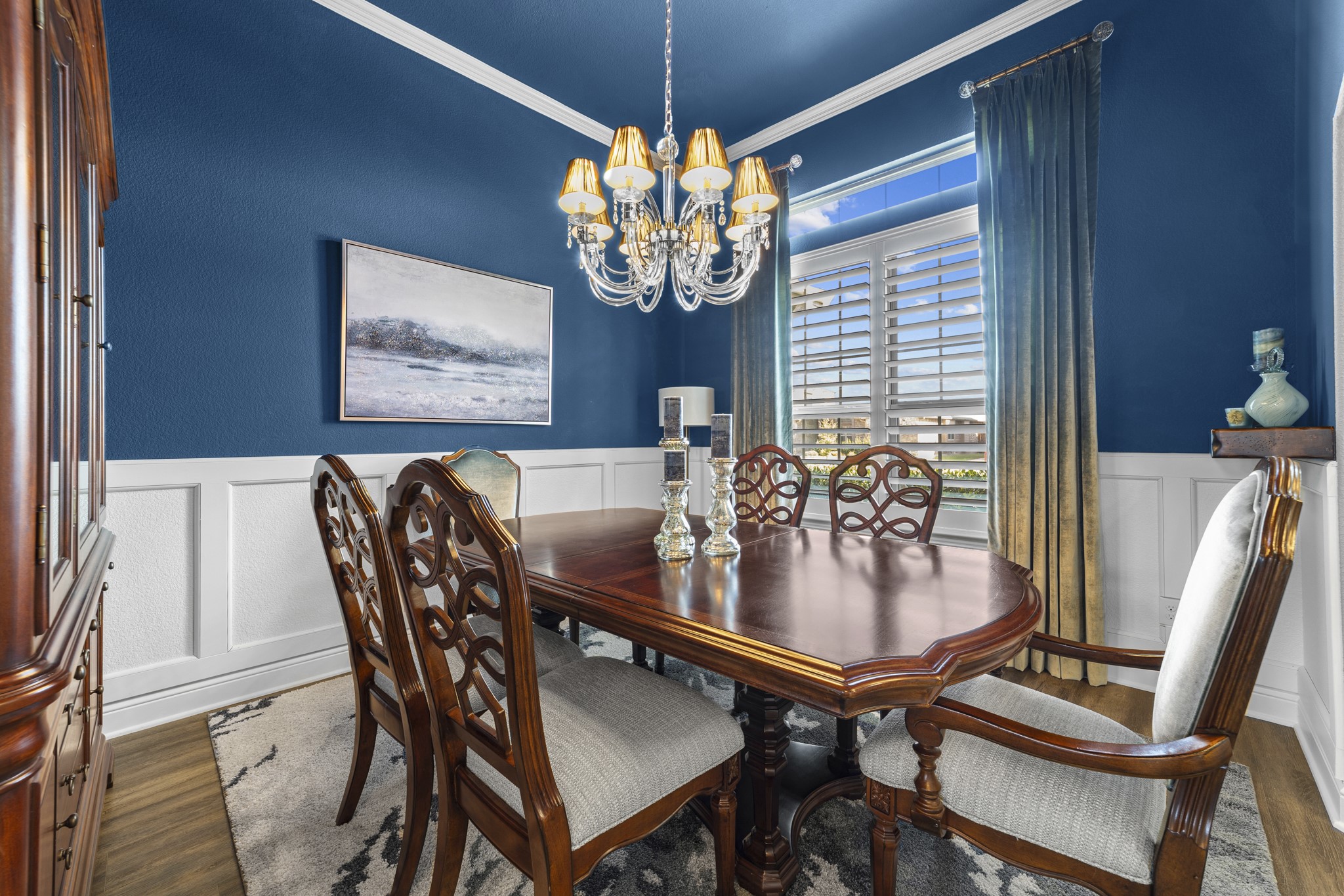 2913 Winchester Avenue