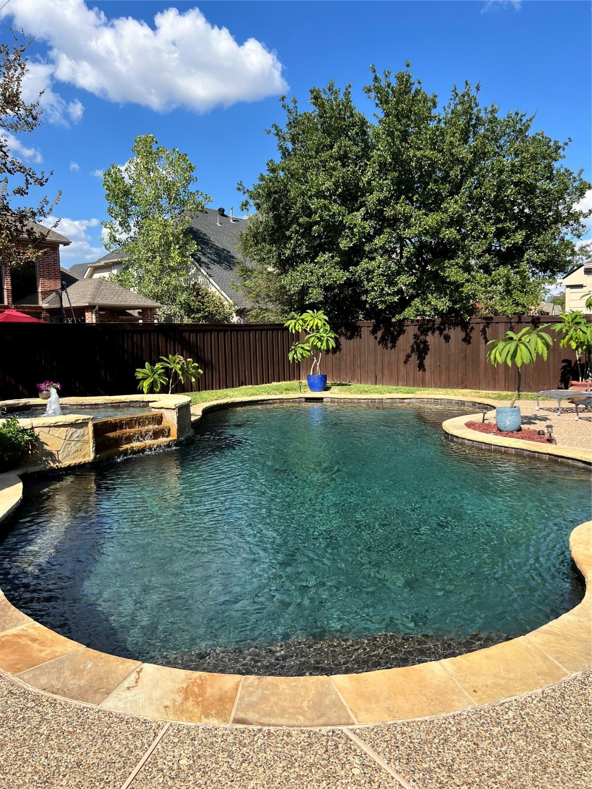 3804 Lindale Drive