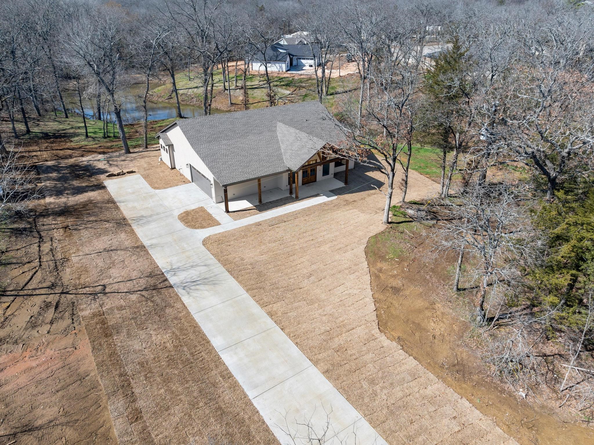 1513 Desvoignes Road