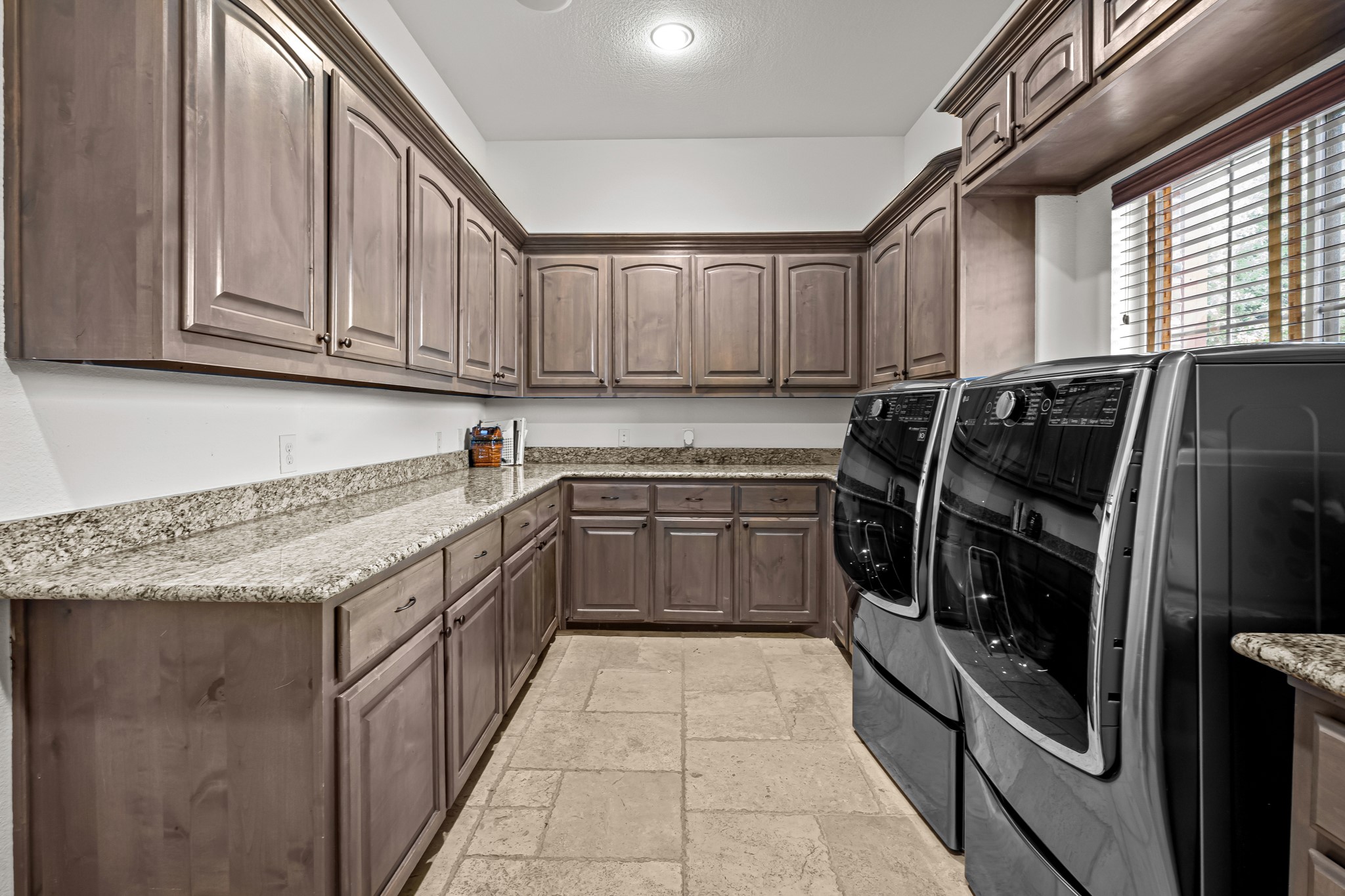 4401 Wolf Court