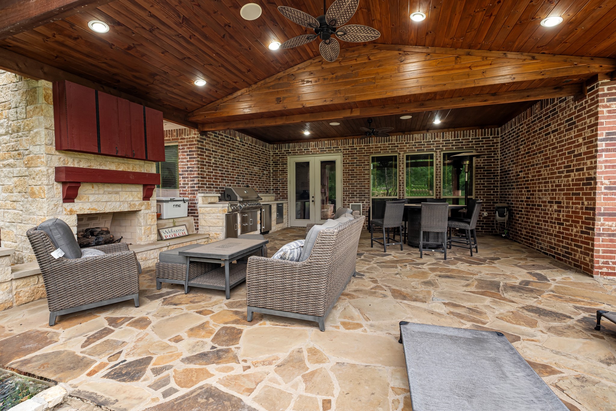 4401 Wolf Court