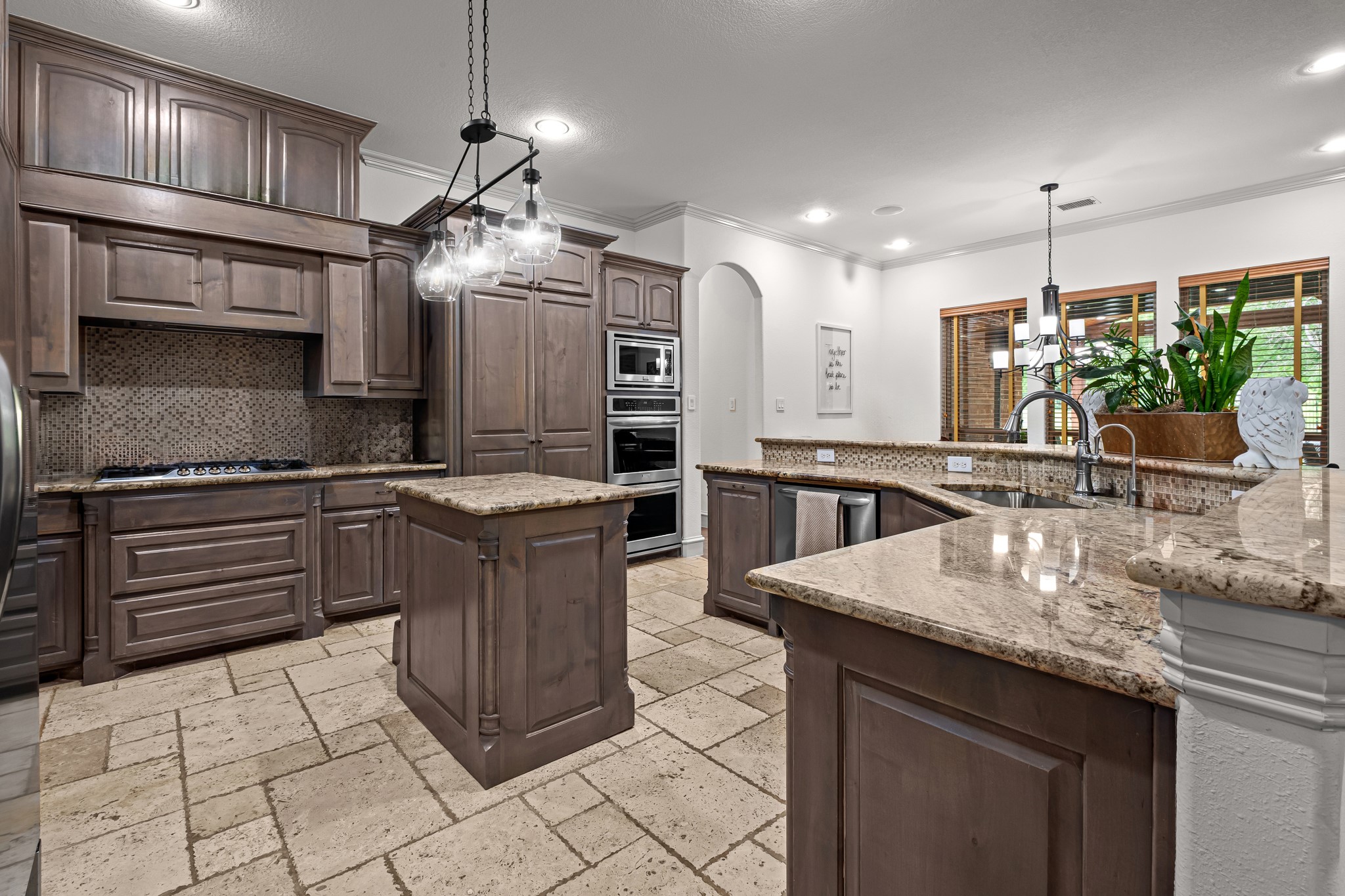 4401 Wolf Court