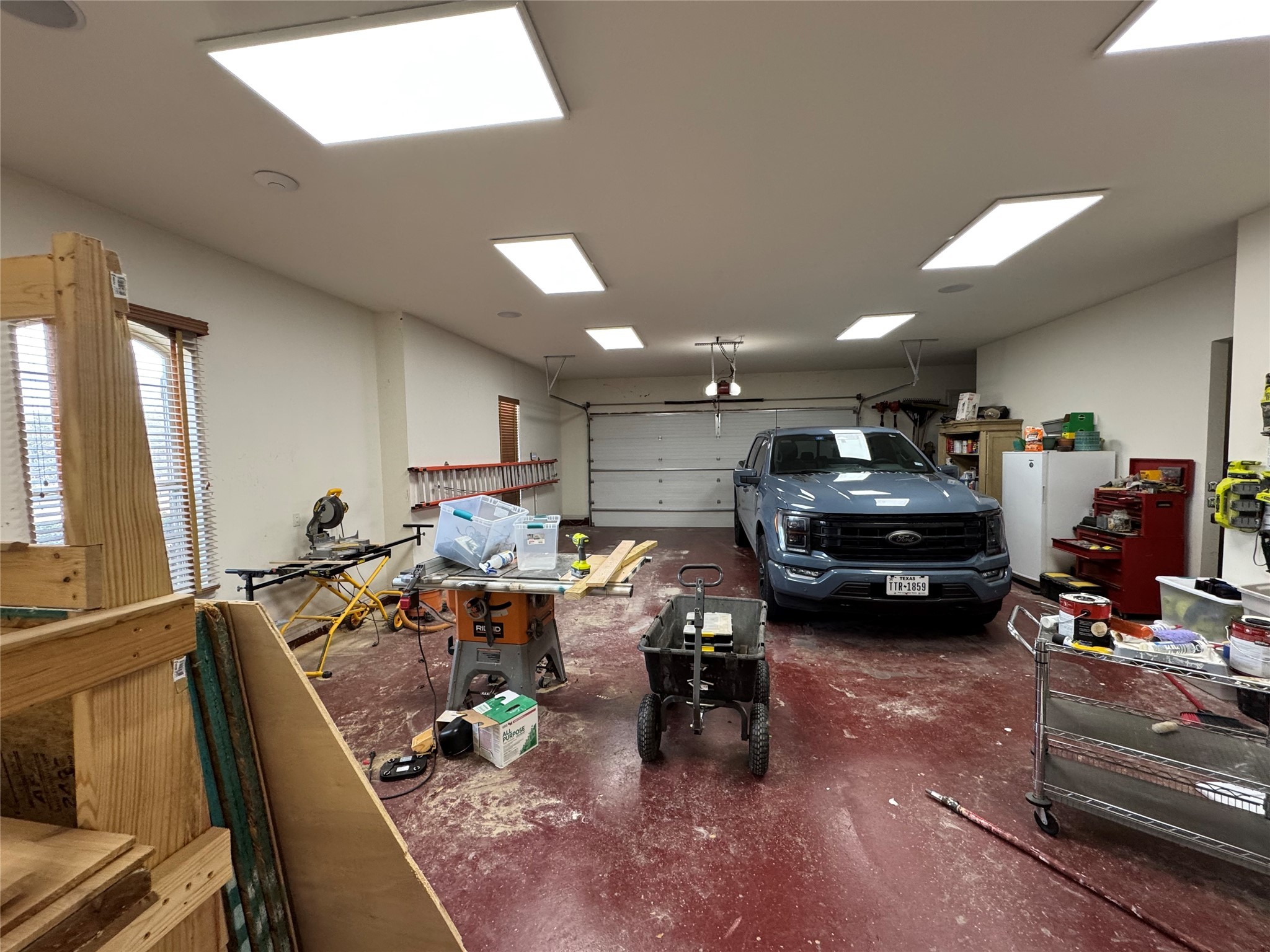 4401 Wolf Court