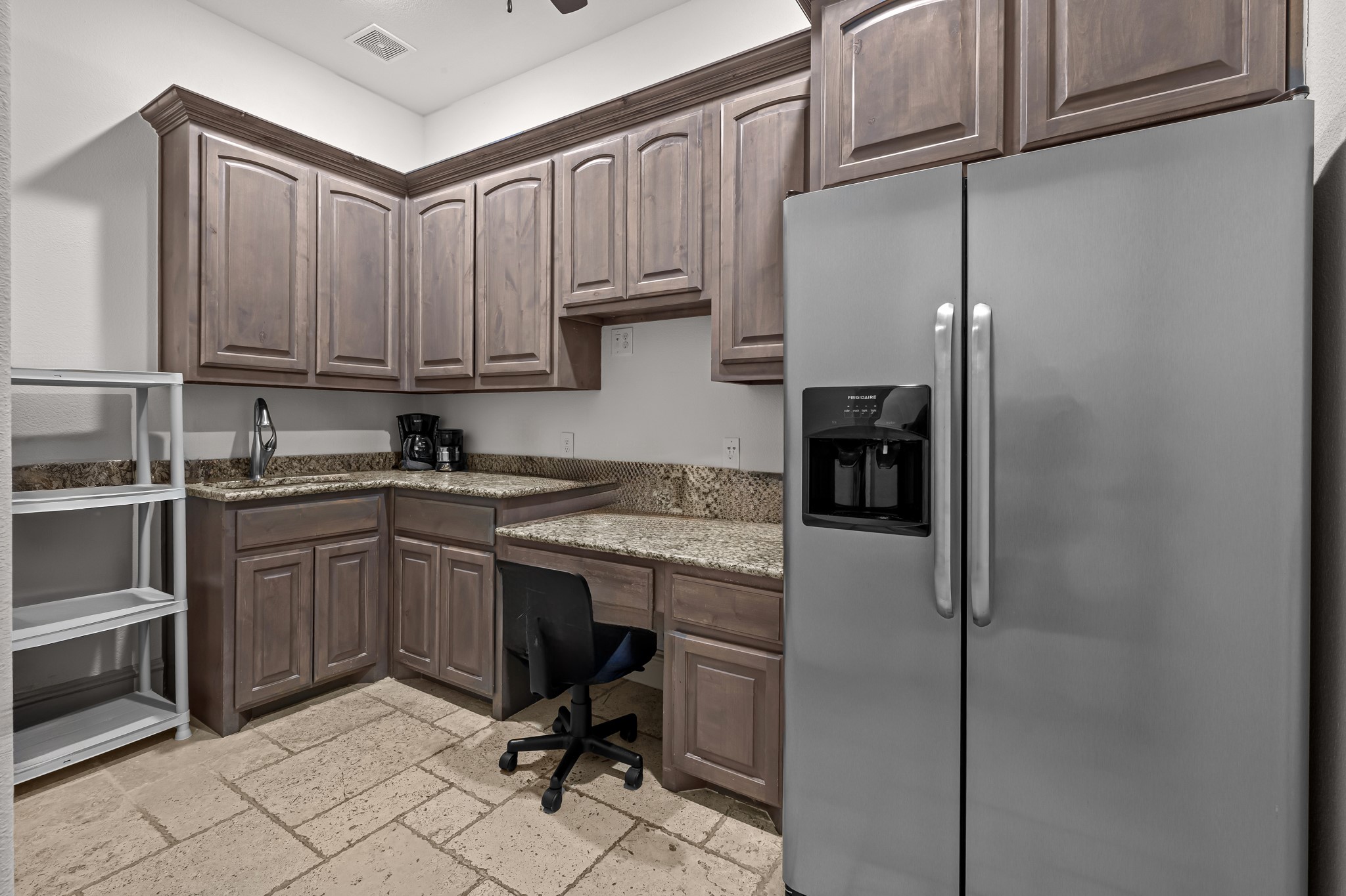 4401 Wolf Court