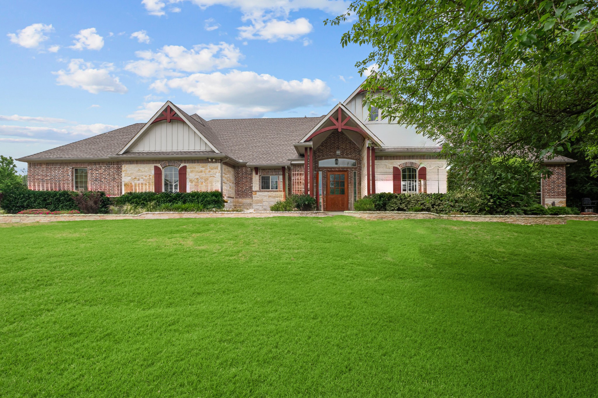 4401 Wolf Court