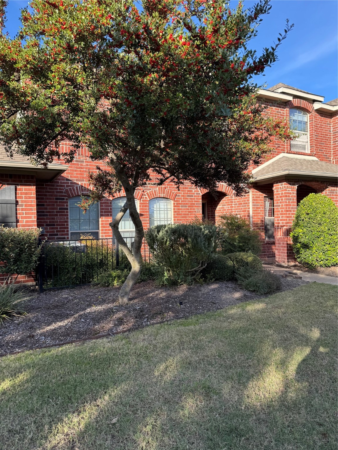 575 S Virginia Hills Drive 105