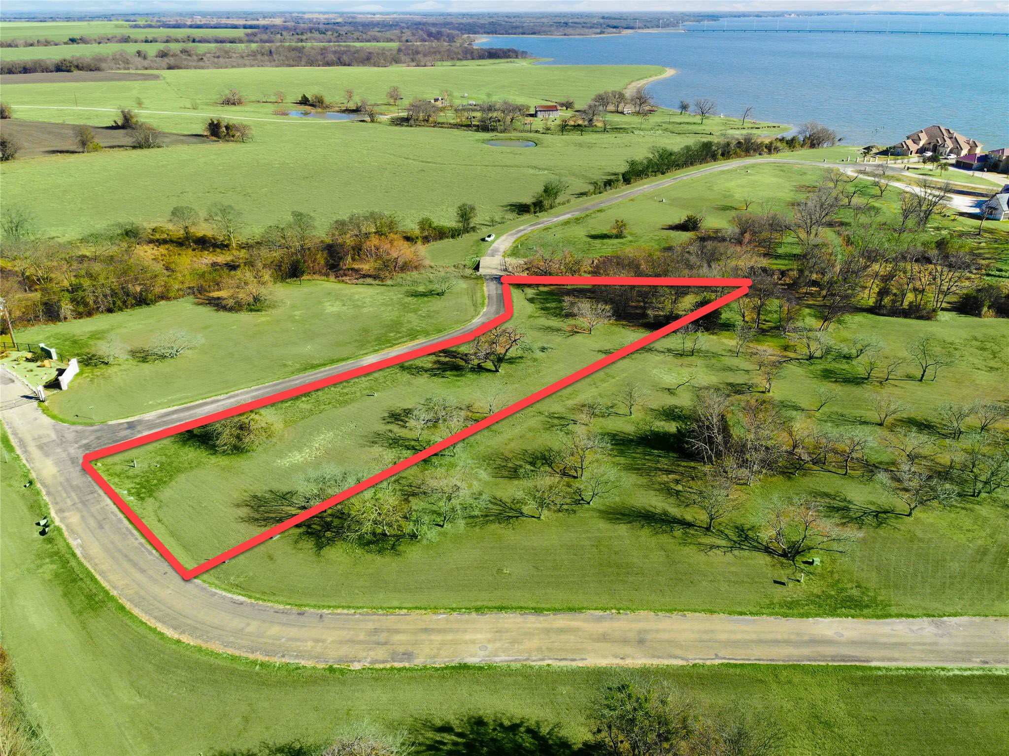 Lot 9 Francisco Bay