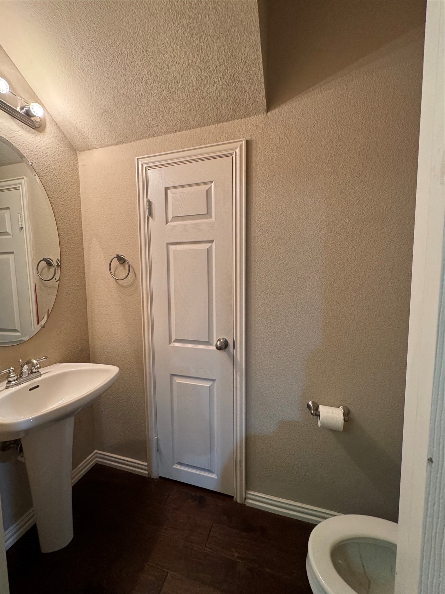 575 S Virginia Hills Drive 105