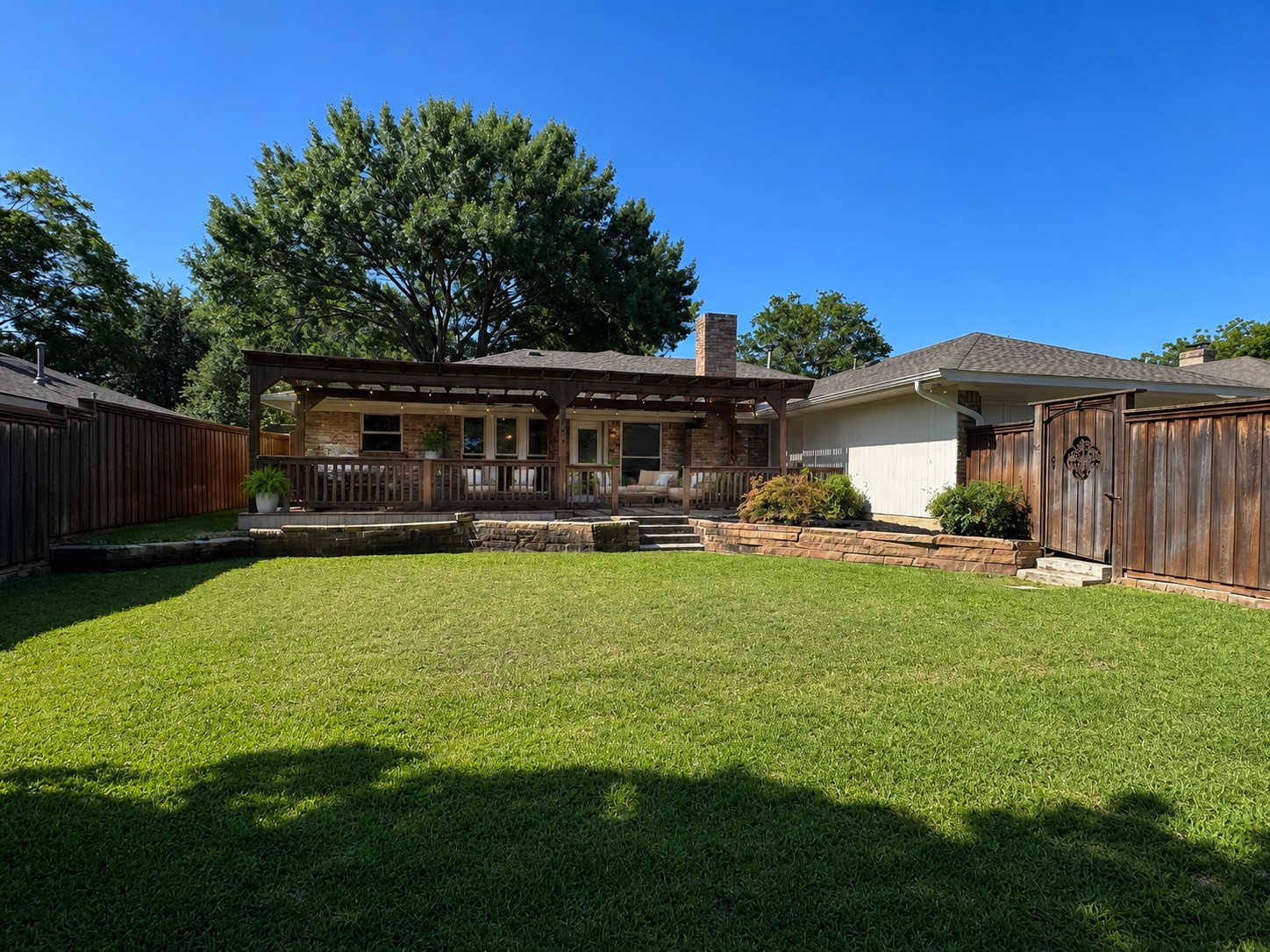 3203 Lemmontree Lane