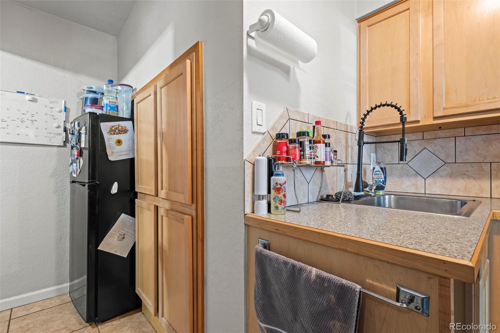 1021 Carr Street Unit: 17
