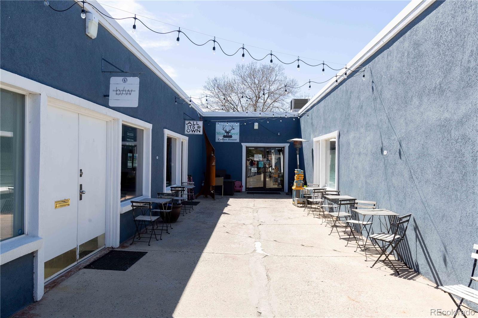 1021 Carr Street Unit: 17