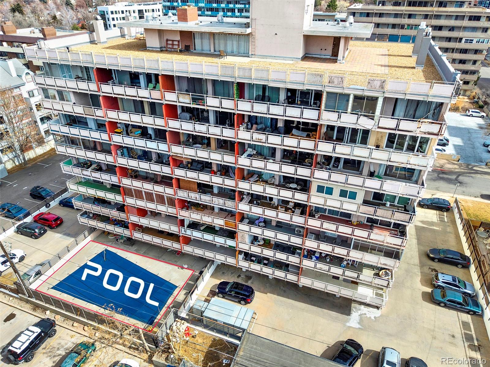 1121 Albion Street Unit: 910