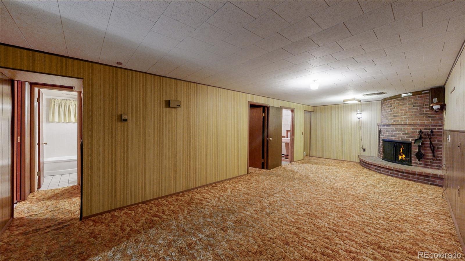 214 Iowa Drive