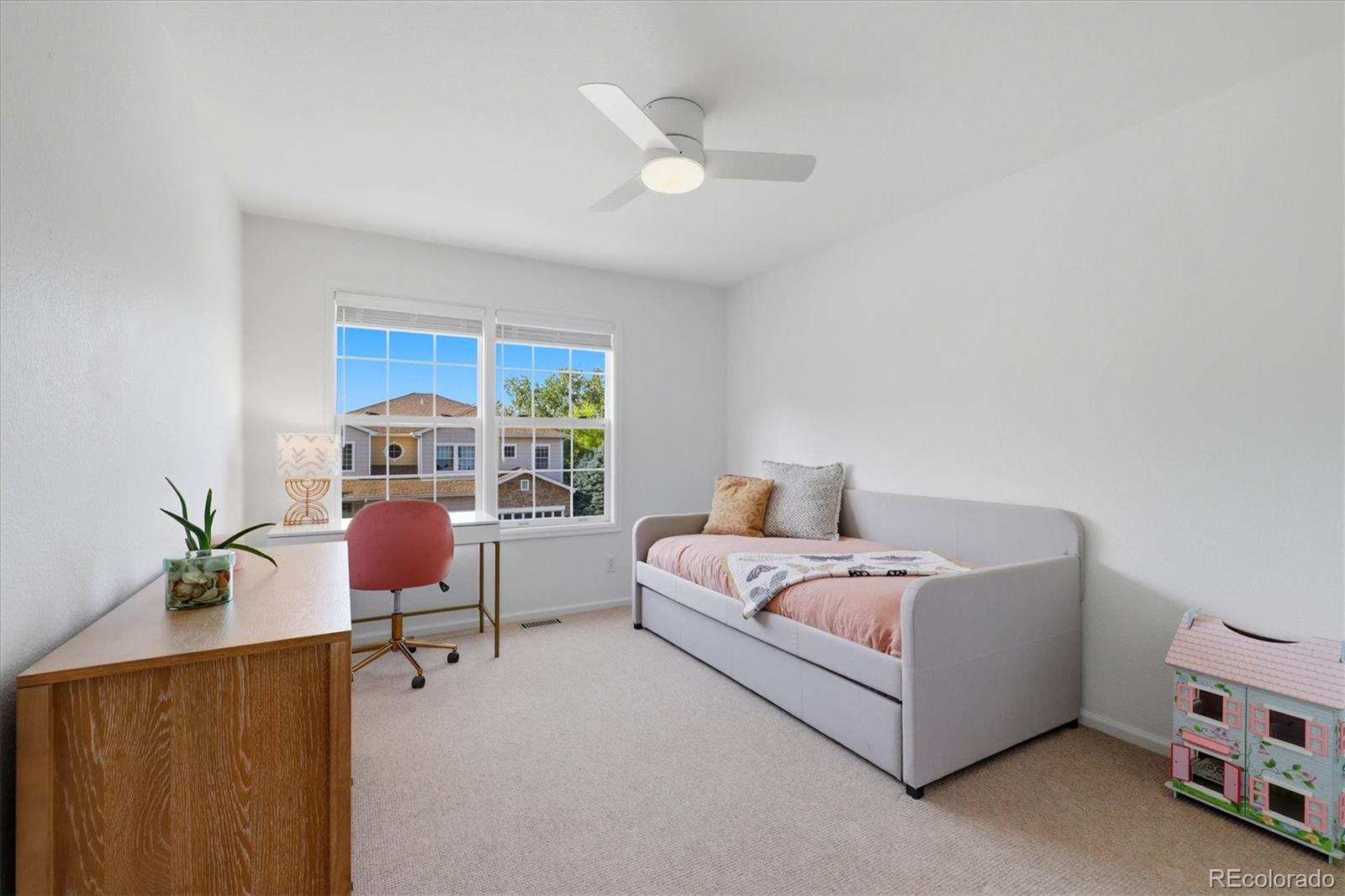 1591 Valley View Court