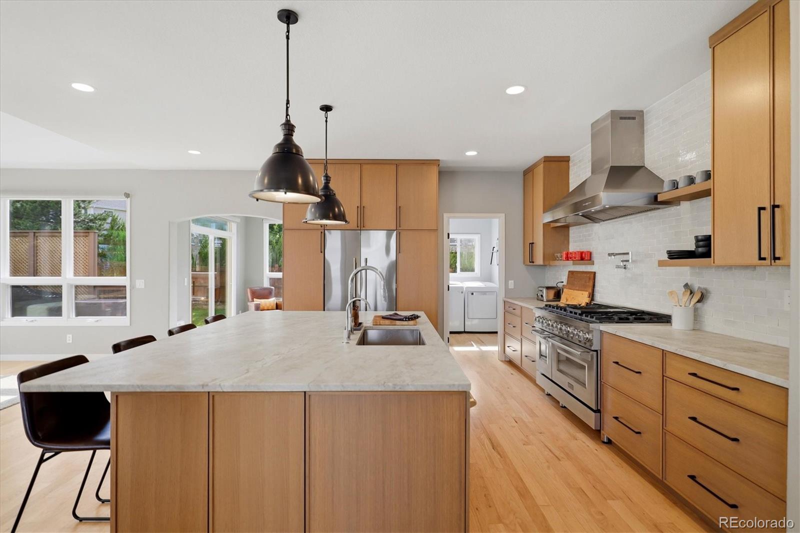 1591 Valley View Court