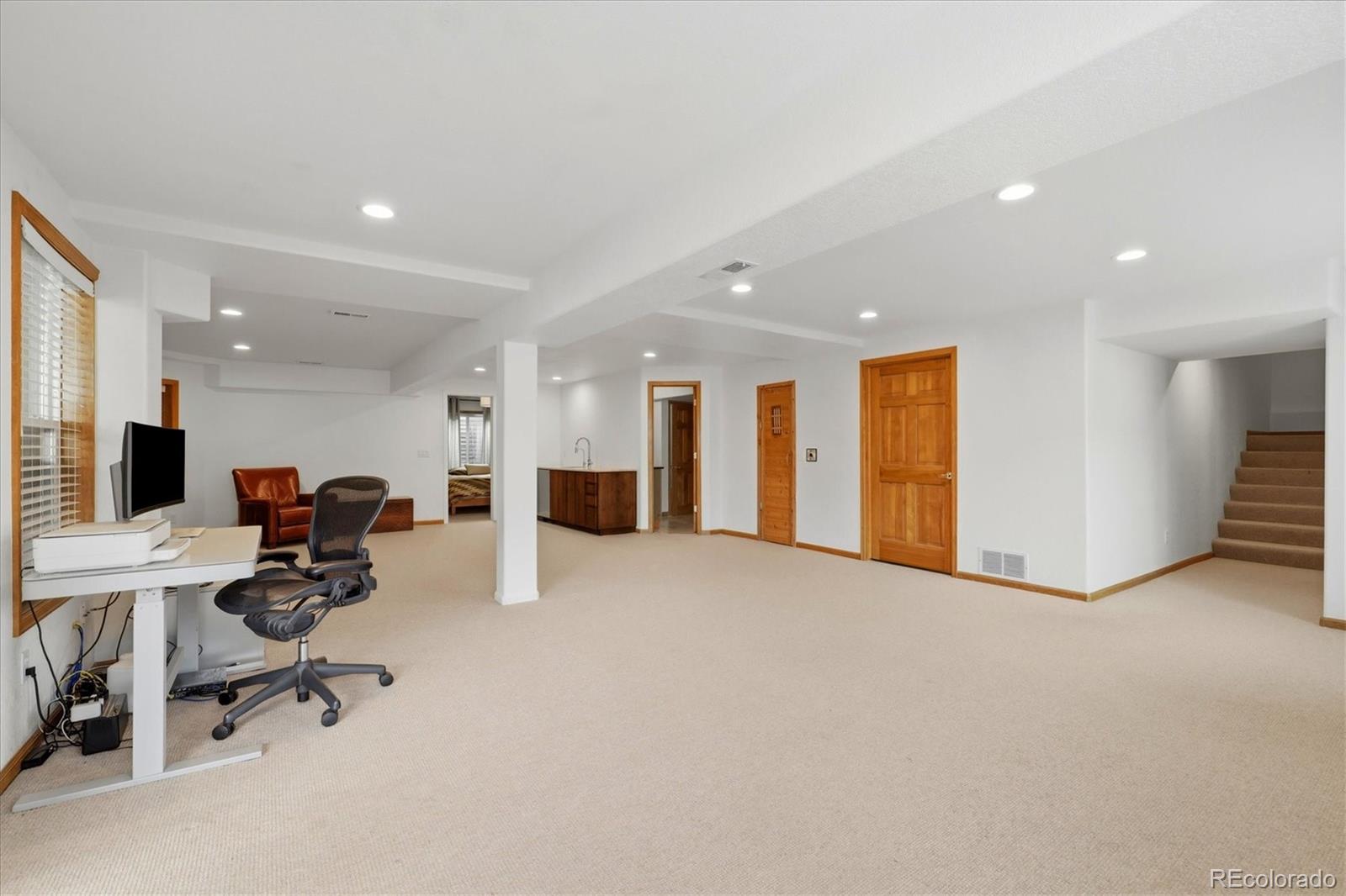 1591 Valley View Court