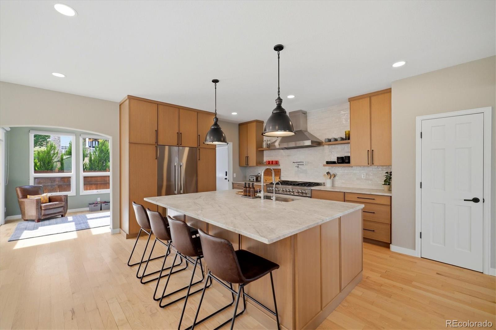 1591 Valley View Court