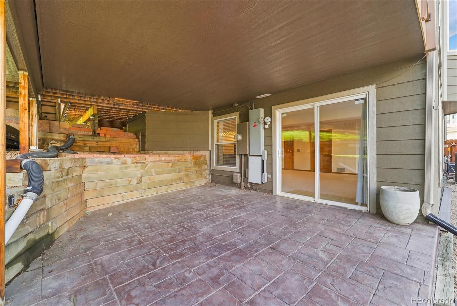 1591 Valley View Court