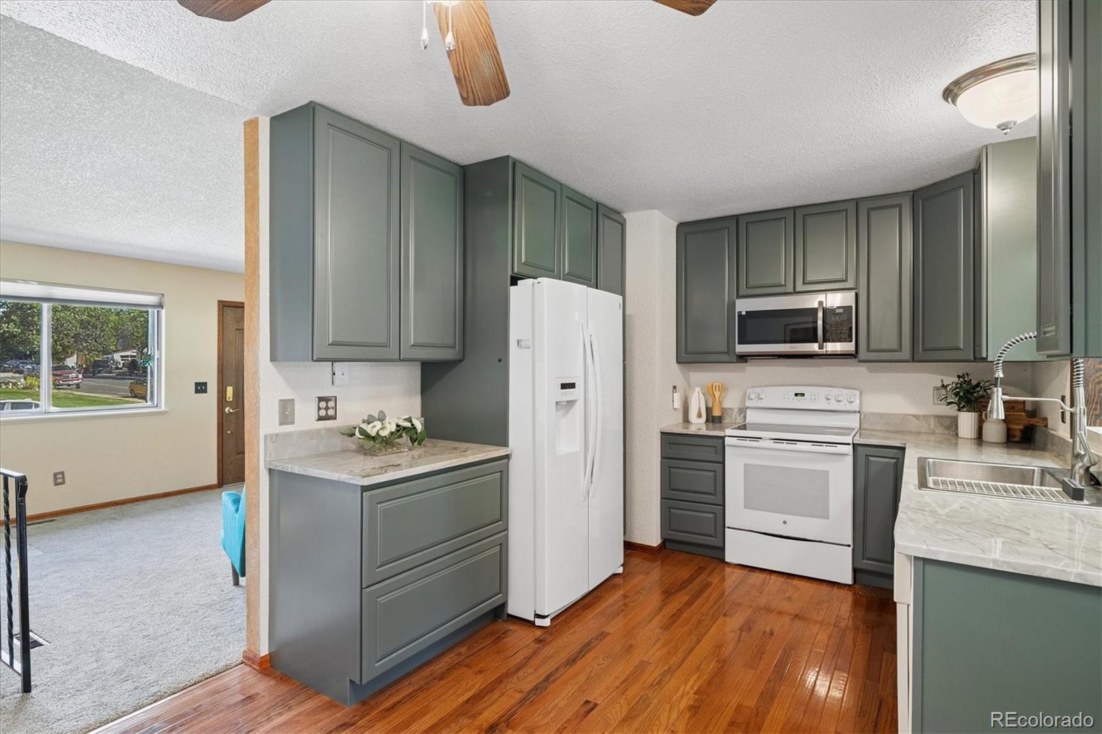19064 W 61st Place