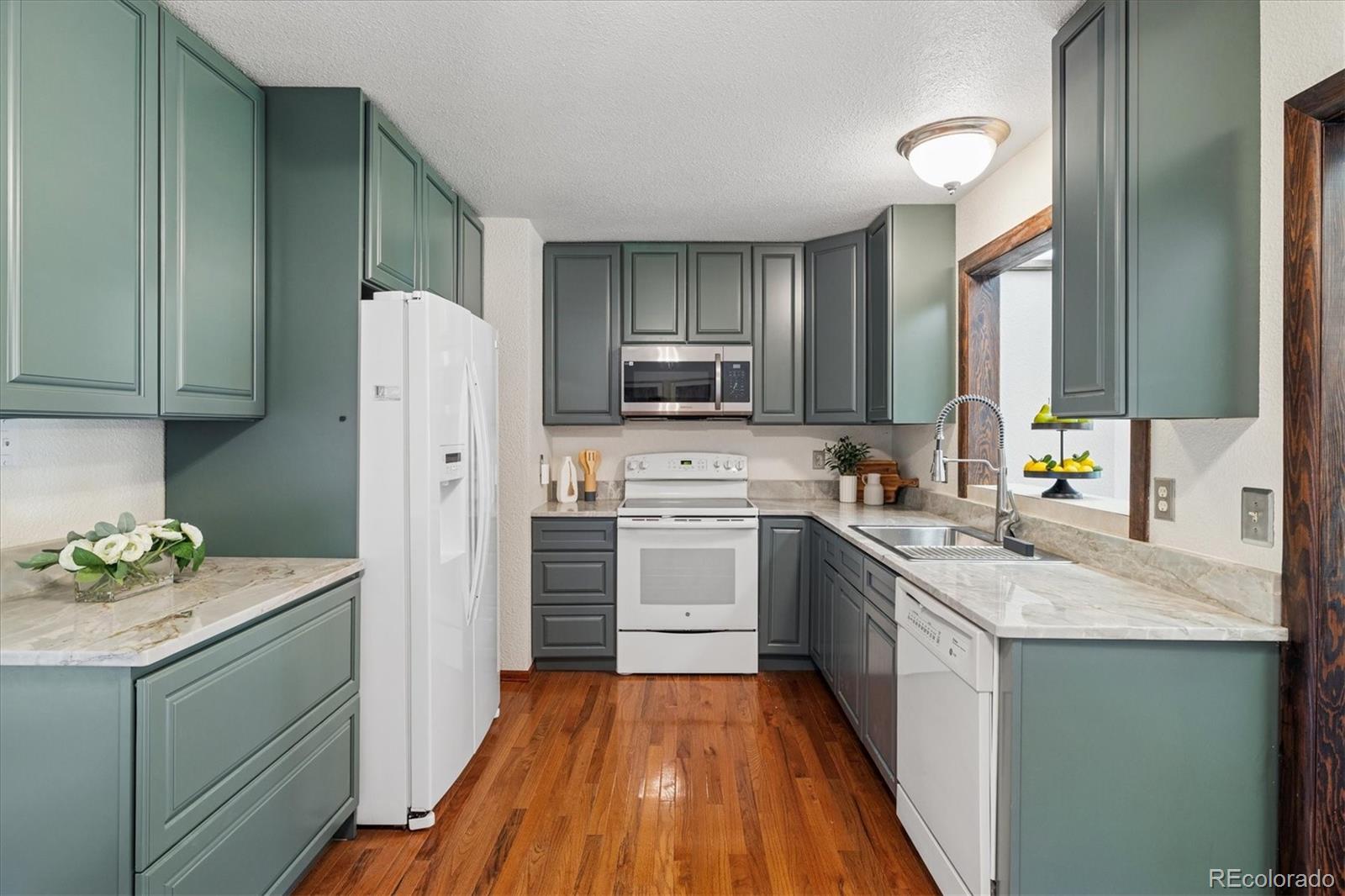19064 W 61st Place