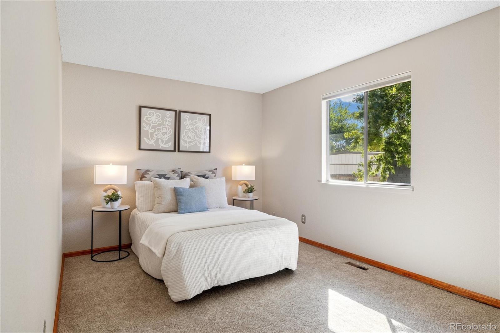 19064 W 61st Place