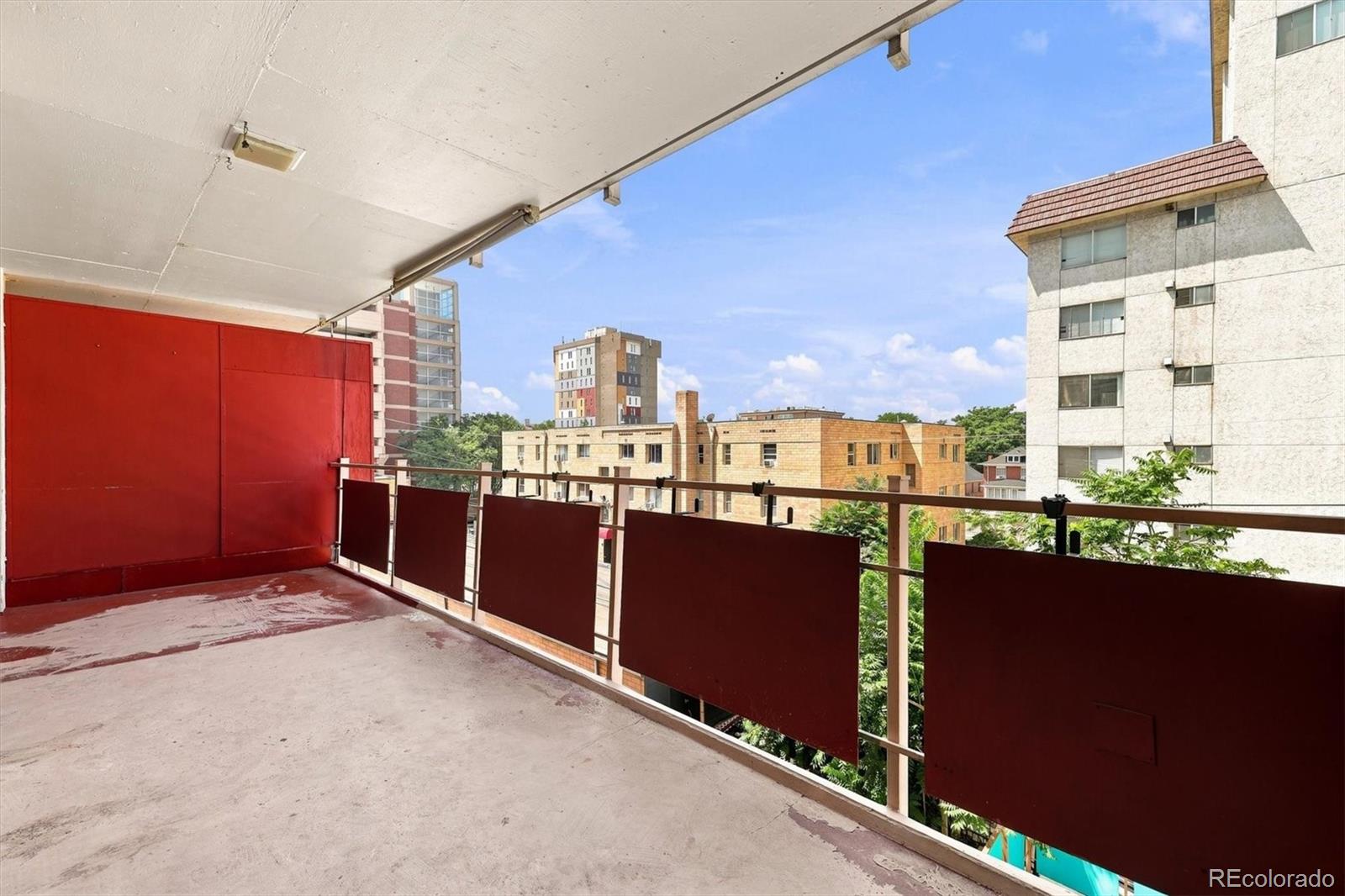 1121 Albion Street Unit: 405