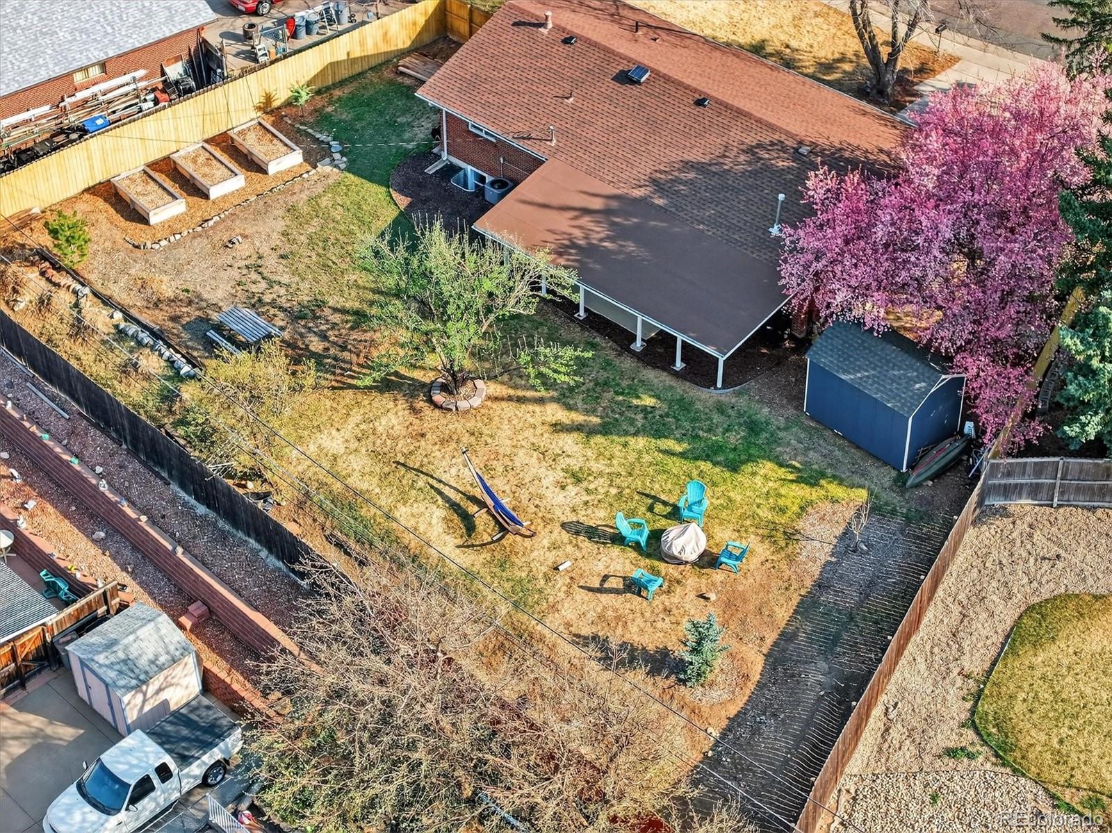 6411 W 77th Place