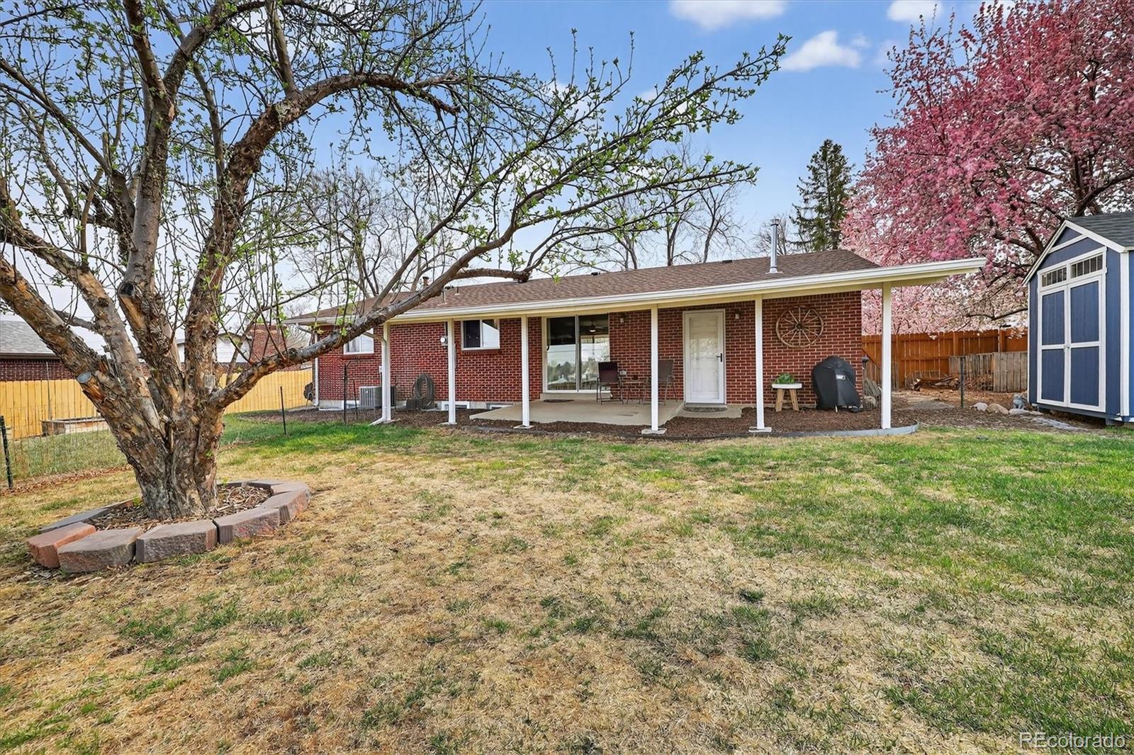 6411 W 77th Place