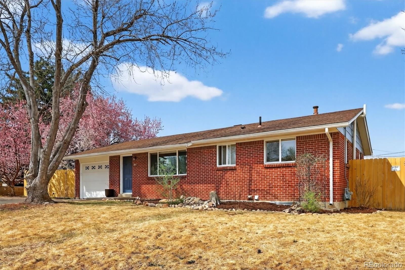 6411 W 77th Place