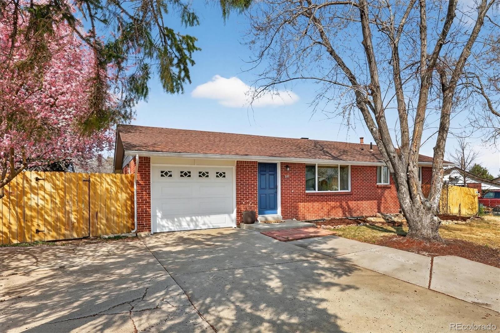 6411 W 77th Place