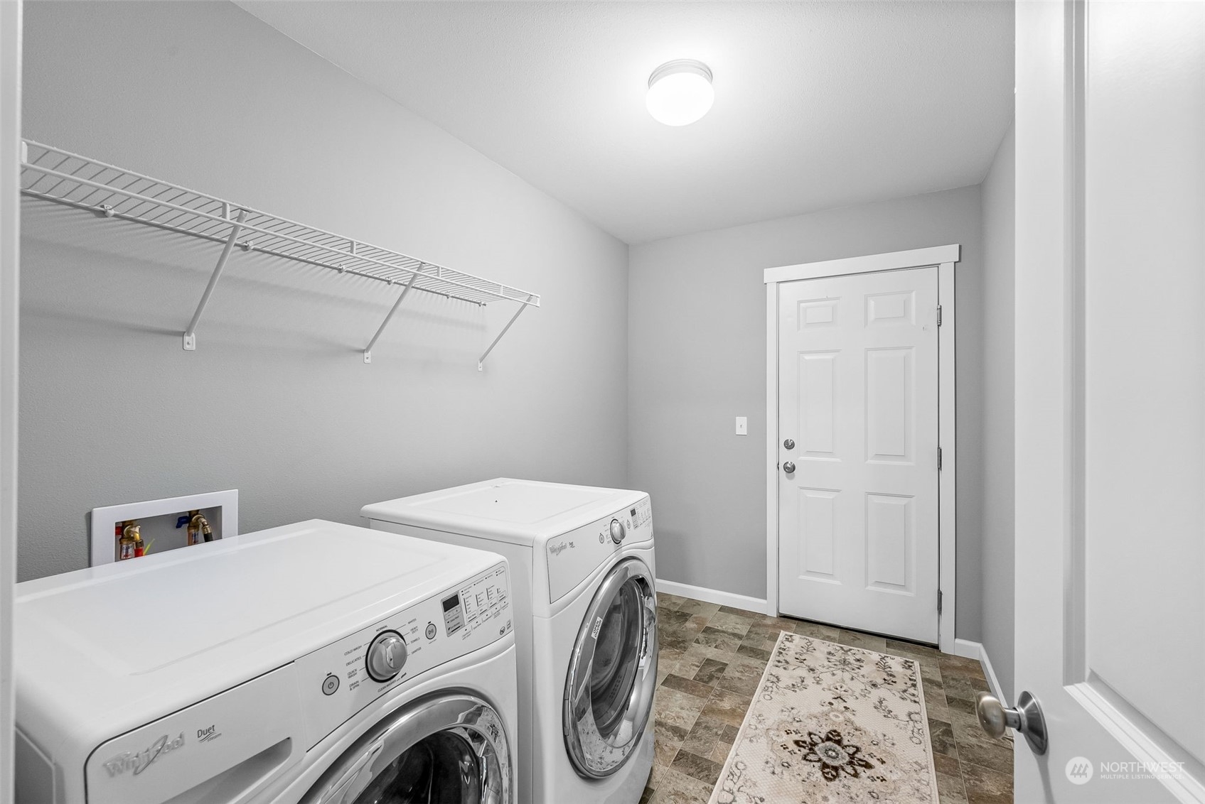 20 E Blackberry Lane