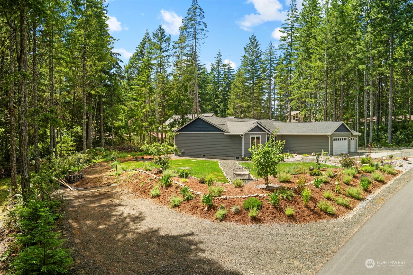 20 E Blackberry Lane
