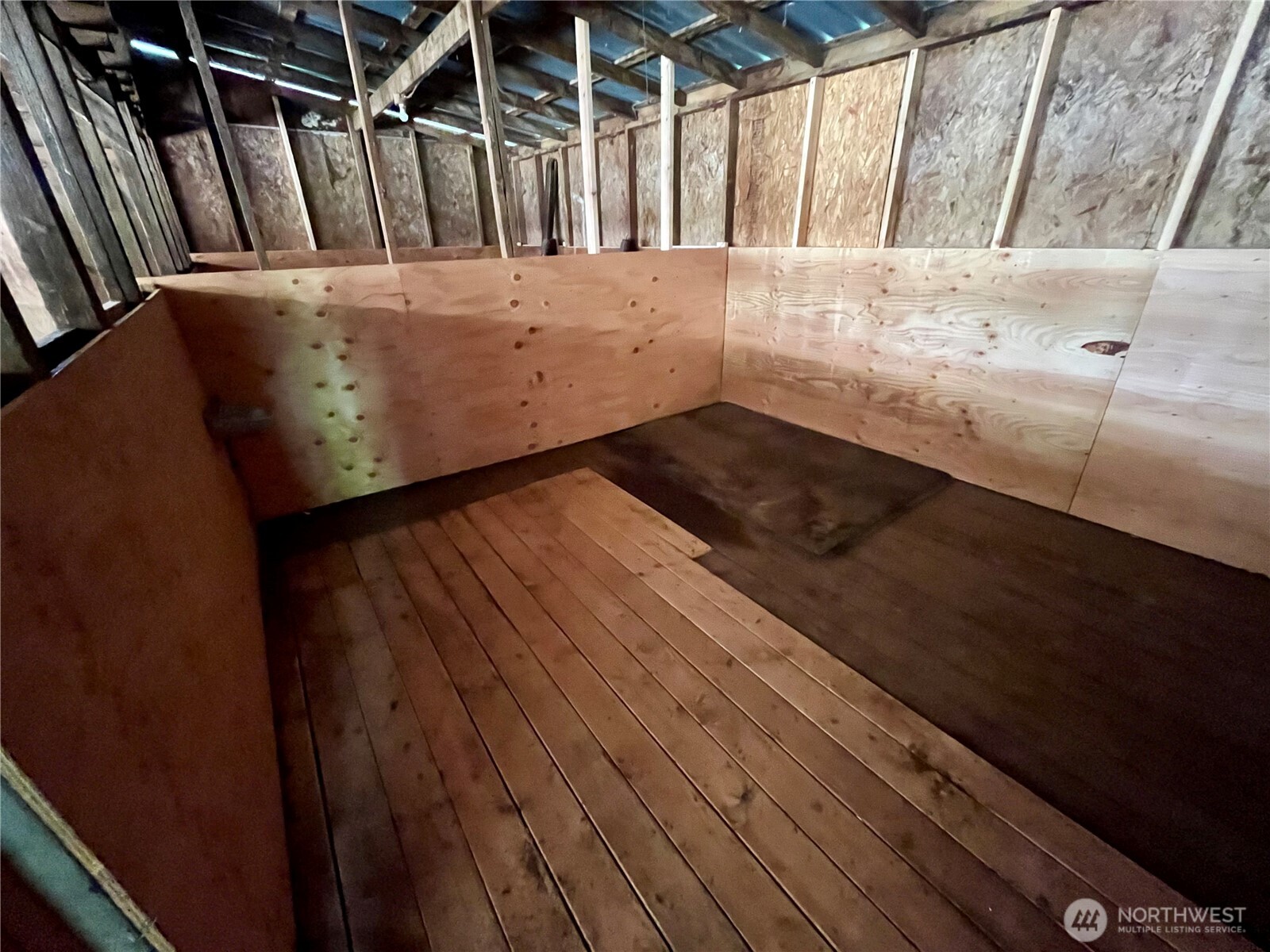 41 E Agate Loop Road