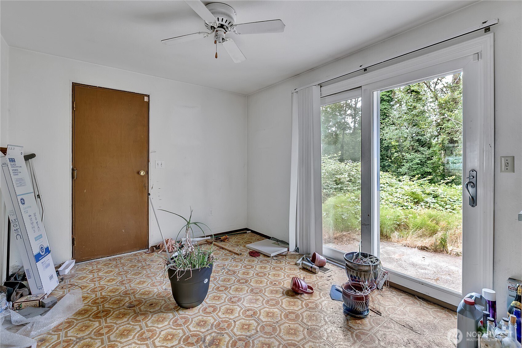 567 NE Cottonwood Drive