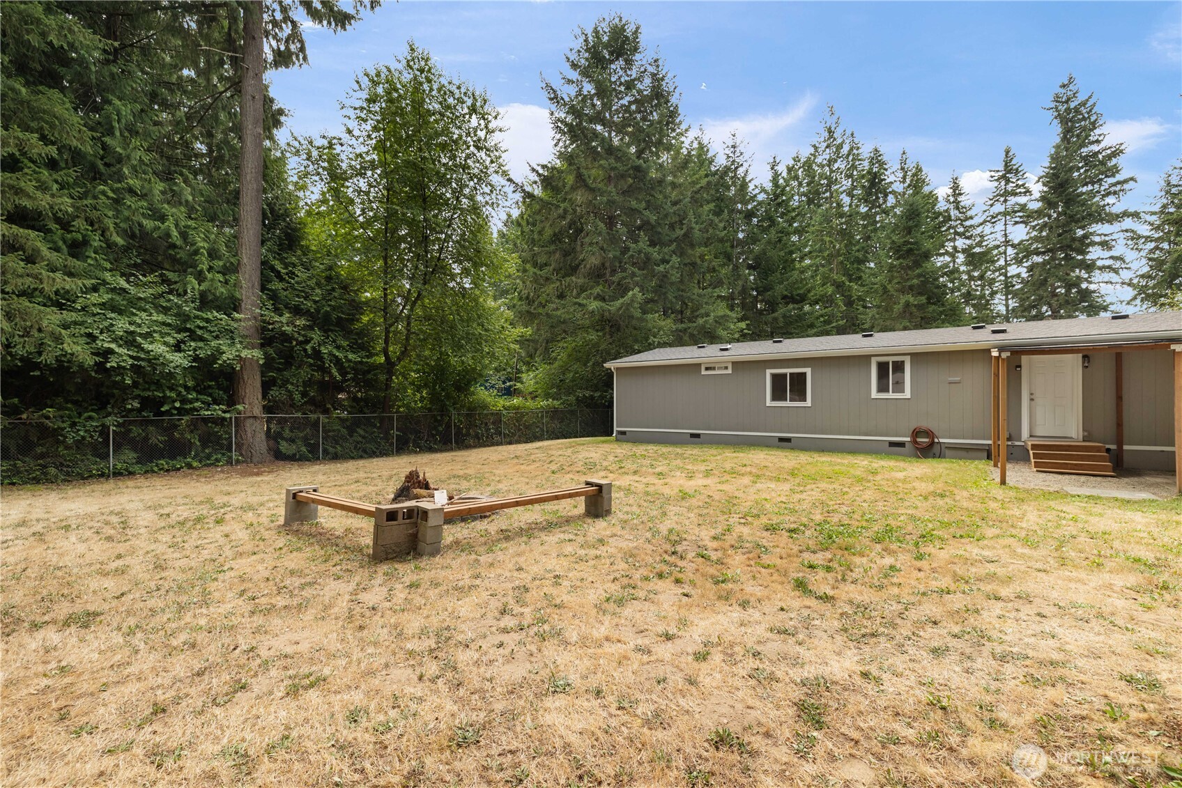 14211 134th Street NW