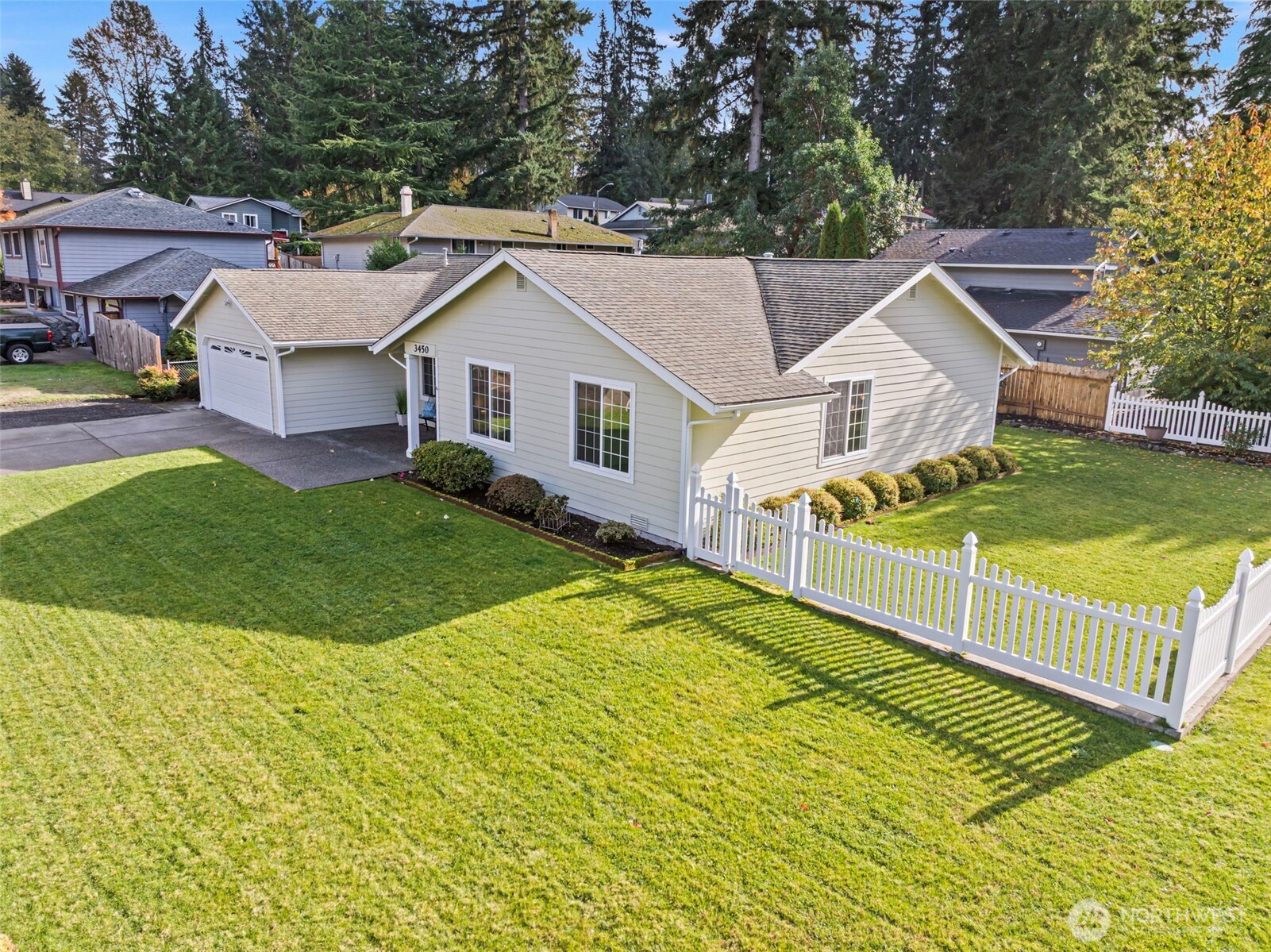 3450 Foxwood Drive SE