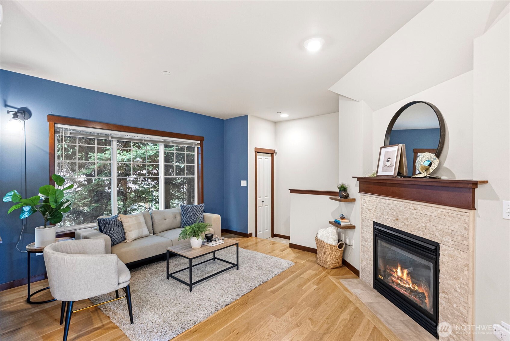 19439 1st Avenue S Unit: F2