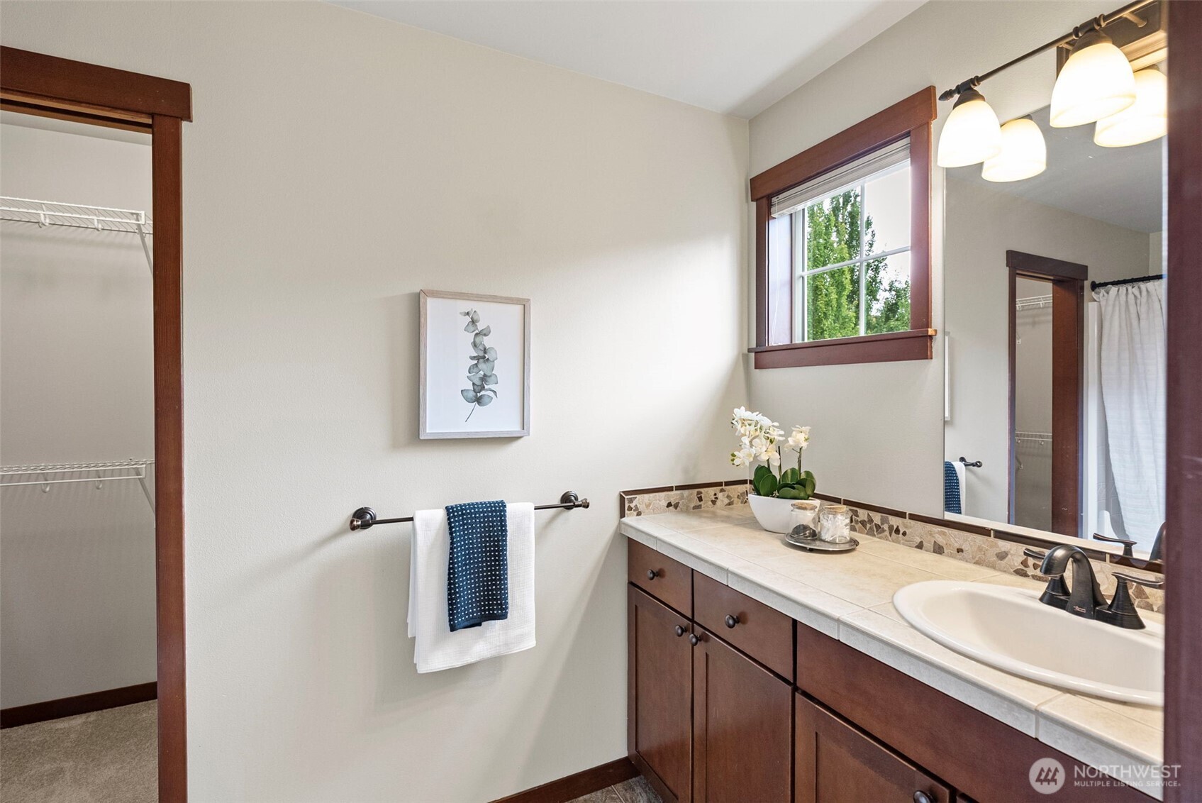 19439 1st Avenue S Unit: F2