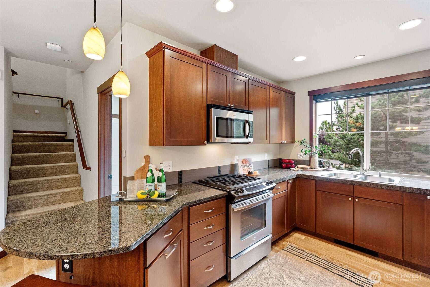 19439 1st Avenue S Unit: F2