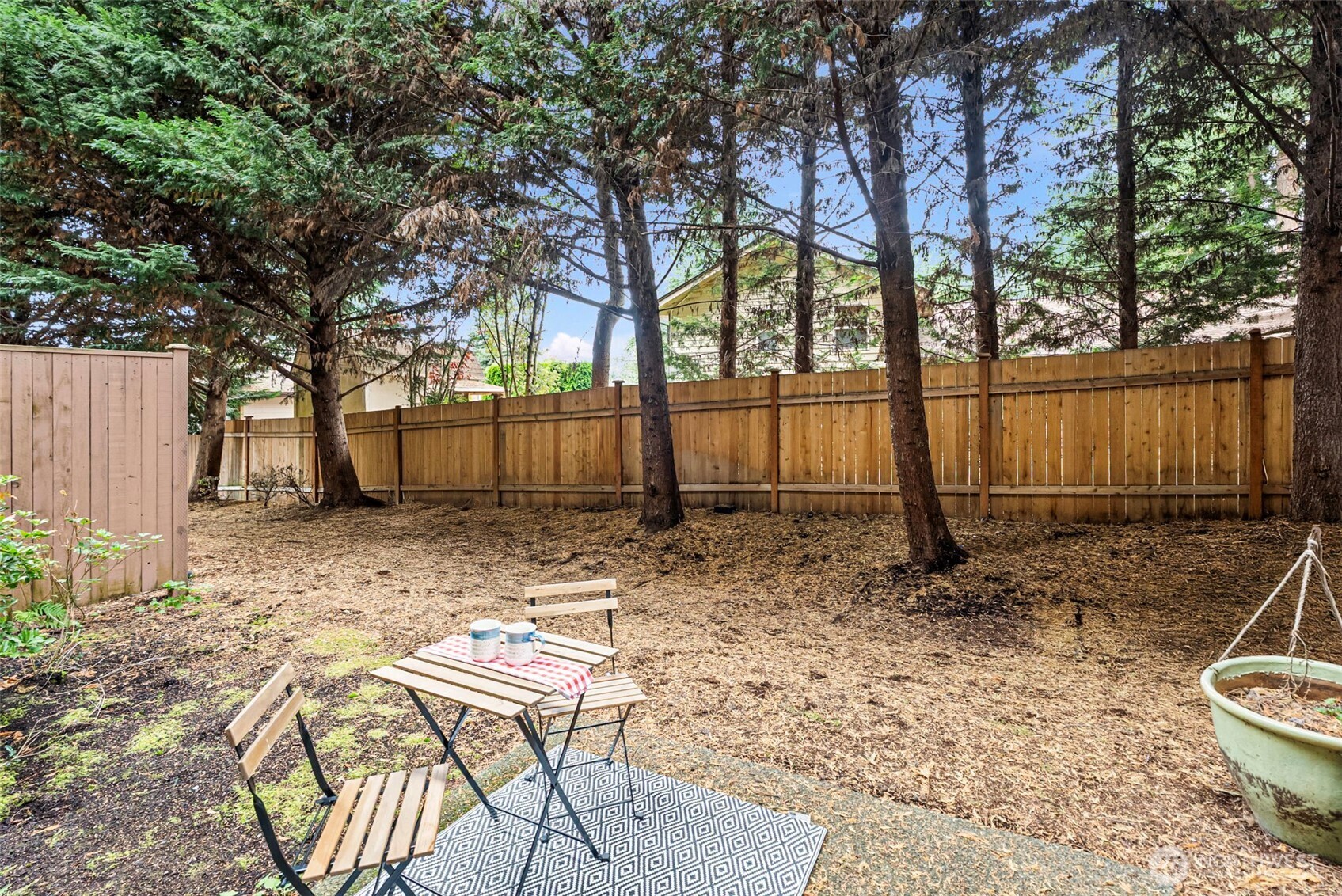 19439 1st Avenue S Unit: F2