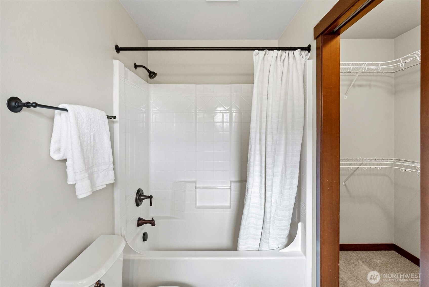 19439 1st Avenue S Unit: F2