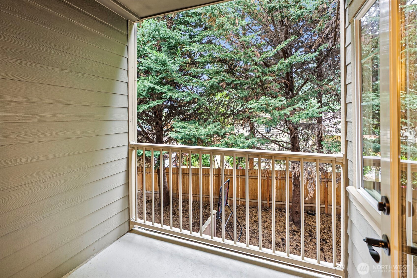 19439 1st Avenue S Unit: F2