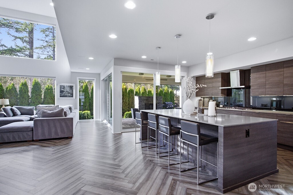 2520 Vardon Circle SW