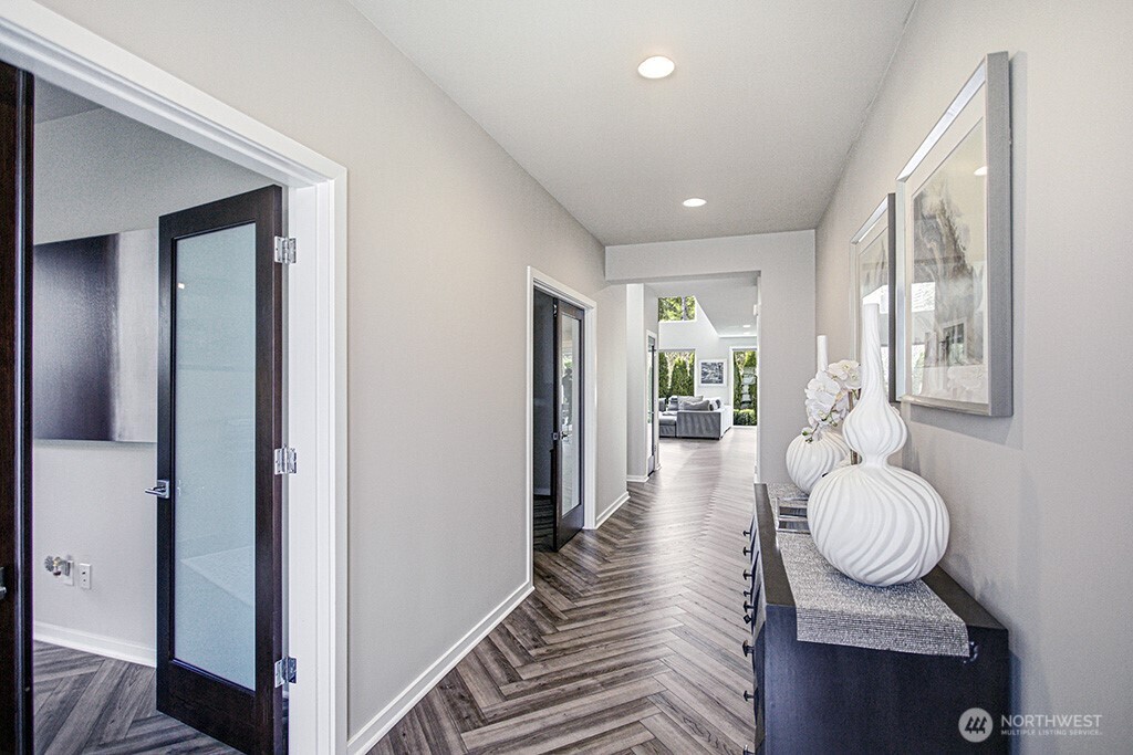 2520 Vardon Circle SW